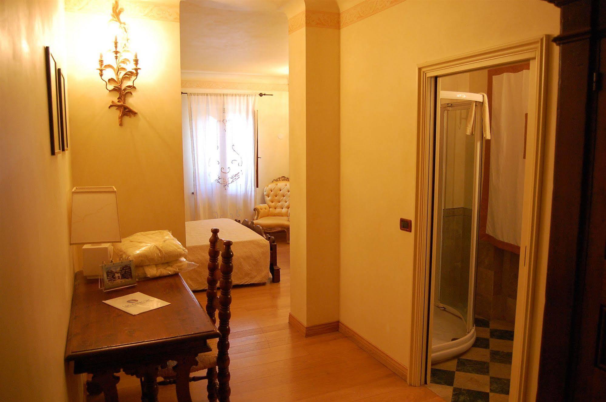 Albergo Le Case มาเชราตา ภายนอก รูปภาพ